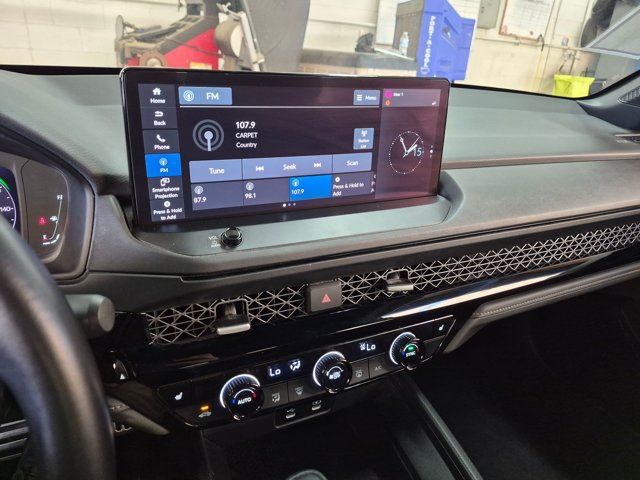Used 2024 Honda Accord Sport image 18