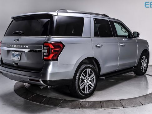 Used 2024 Ford Expedition Limited image 6