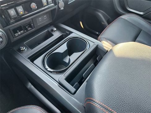 Used 2024 Nissan Titan PRO-4X w/ Pro-4x Convenience Package image 25