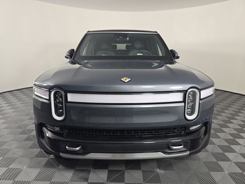Used 2023 Rivian R1S Adventure image 8