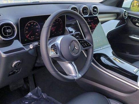 Used 2026 Mercedes-Benz GLC 300 GLC 300 image 10