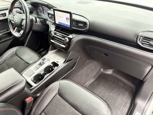 Certified 2023 Ford Explorer ST-Line w/ Class IV Trailer Tow Package image 26