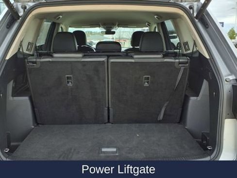 Used 2024 Volkswagen Atlas SE image 12