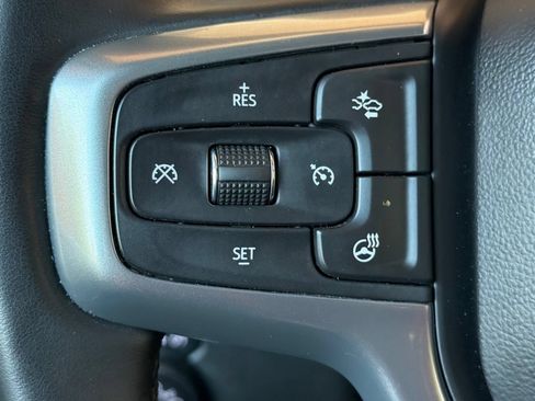 Used 2024 Chevrolet Silverado 2500 LTZ AWD/4WD image 32