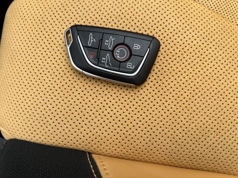 Used 2023 Chevrolet Corvette Z06 w/ Stealth Interior Trim Package RWD image 35