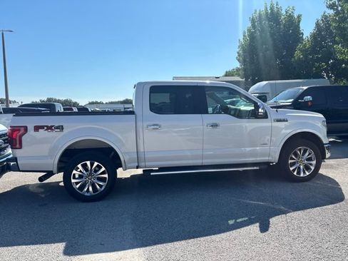 Used 2015 Ford F150 Lariat w/ Equipment Group 502A Luxury AWD/4WD image 4