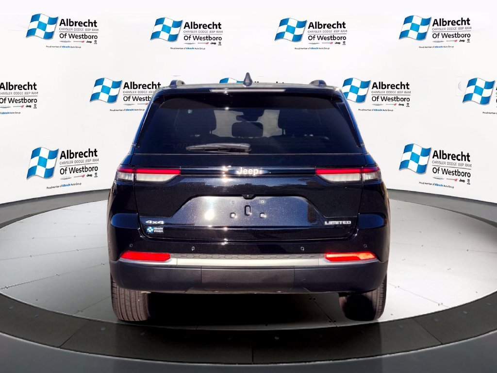 Used 2026 Jeep Grand Cherokee Limited AWD/4WD image 4