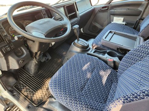 New 2024 Chevrolet Low Cab Forward image 15