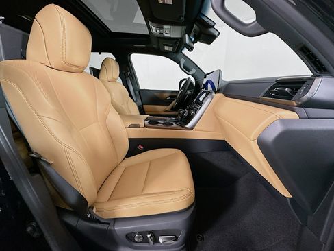 New 2026 Lexus LX 600 4WD w/ Luxury Package image 32