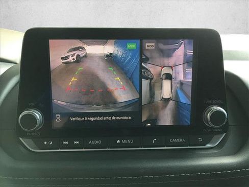 Used 2021 Nissan Rogue SV FWD image 11