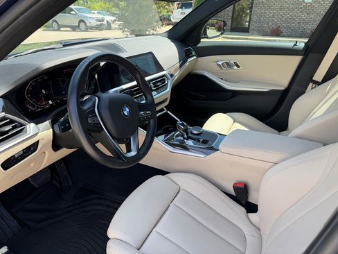 Used 2020 BMW 330i xDrive Sedan w/ Convenience Package AWD/4WD image 10