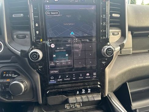 Used 2025 RAM 1500 Big Horn AWD/4WD image 16