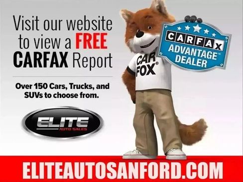 Used 2010 Buick Lucerne Super image 2