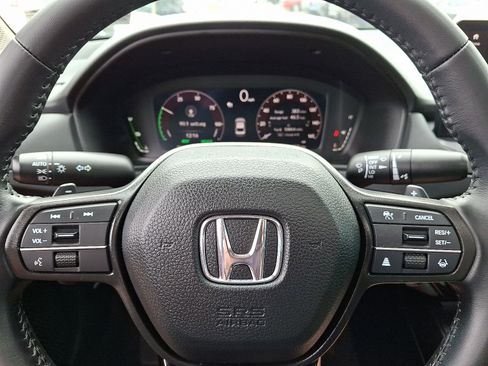 Used 2023 Honda Accord EX-L image 19