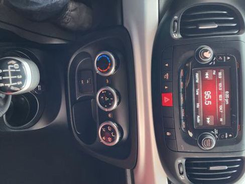Used 2014 FIAT 500L Pop FWD image 20