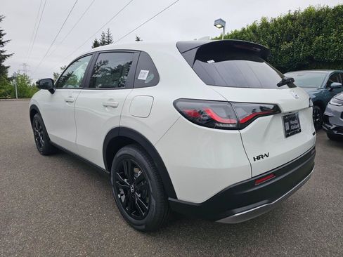 New 2026 Honda HR-V Sport image 6