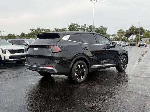 New 2026 Kia Sportage LX FWD image 4