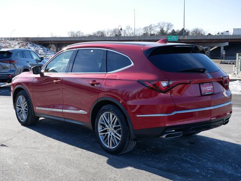 Used 2023 Acura MDX SH-AWD w/ Advance Package image 19