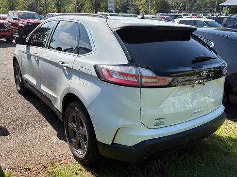 Used 2022 Ford Edge SEL w/ Sport Appearance Package AWD/4WD image 8