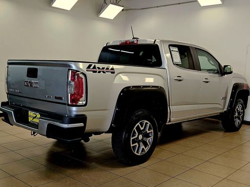 Used 2016 GMC Canyon SLE w/ All Terrain Package image 4