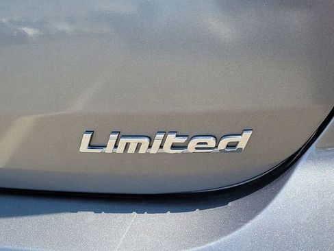 Used 2019 Hyundai Elantra Limited w/ Ultimate Package 02 FWD image 32