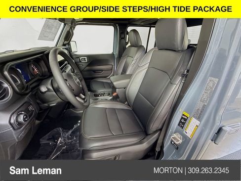 New 2025 Jeep Gladiator Sport image 20