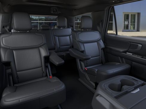 New 2026 Ford Expedition Platinum w/ Stealth Performance Package AWD/4WD image 11