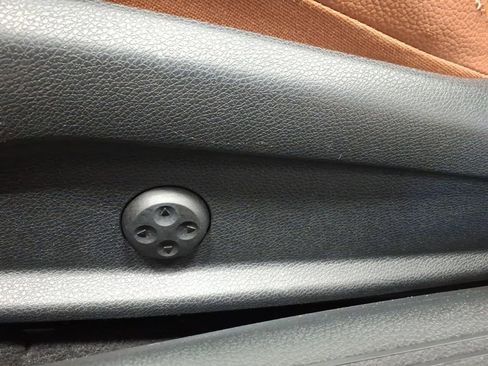 Used 2017 Mercedes-Benz C 300 4MATIC Coupe image 19