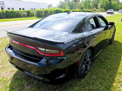Used 2022 Dodge Charger R/T w/ Blacktop Package image 2