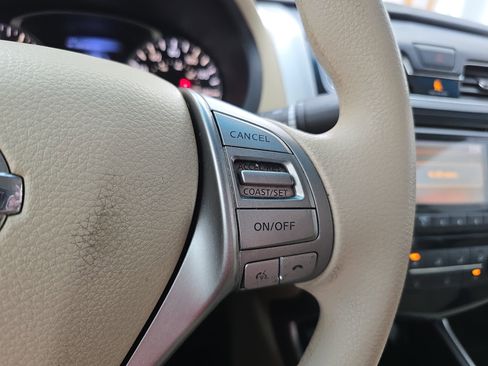 Used 2015 Nissan Altima 2.5 S w/ Power Driver Seat Package image 17