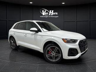 Used 2025 Audi Q5 e Premium Plus w/ Premium Plus Package AWD/4WD video 1