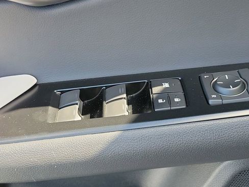 Used 2023 Lexus UX 250h FWD w/ Premium Package image 30