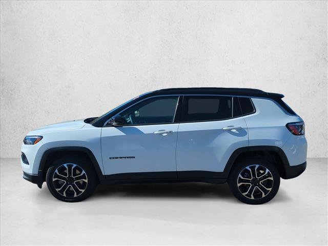 Used 2023 Jeep Compass Limited AWD/4WD image 9