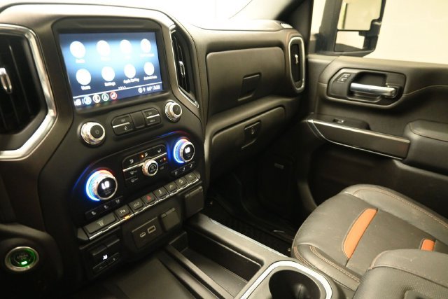 Used 2022 GMC Sierra 2500 AT4 w/ AT4 Preferred Package AWD/4WD image 30