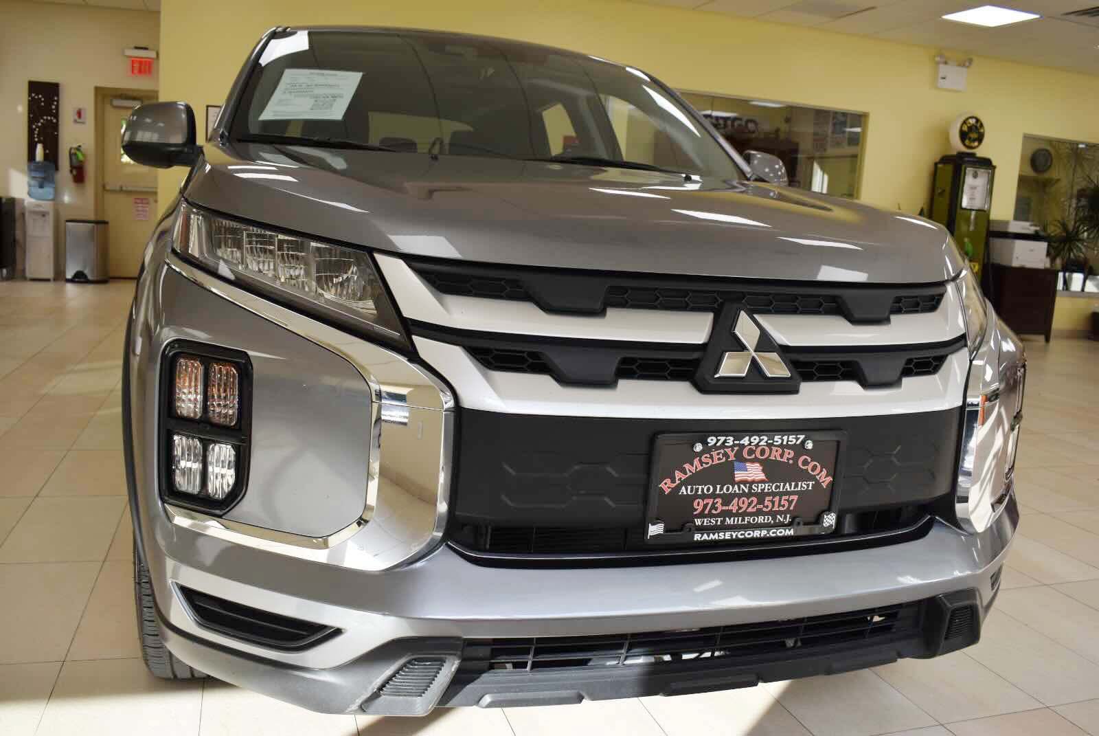 Used 2024 Mitsubishi Outlander Sport LE AWD/4WD image 56