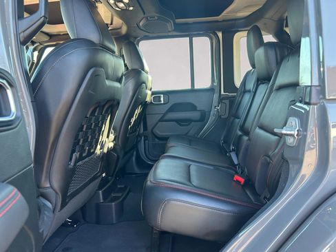 Used 2021 Jeep Wrangler Unlimited Rubicon image 13