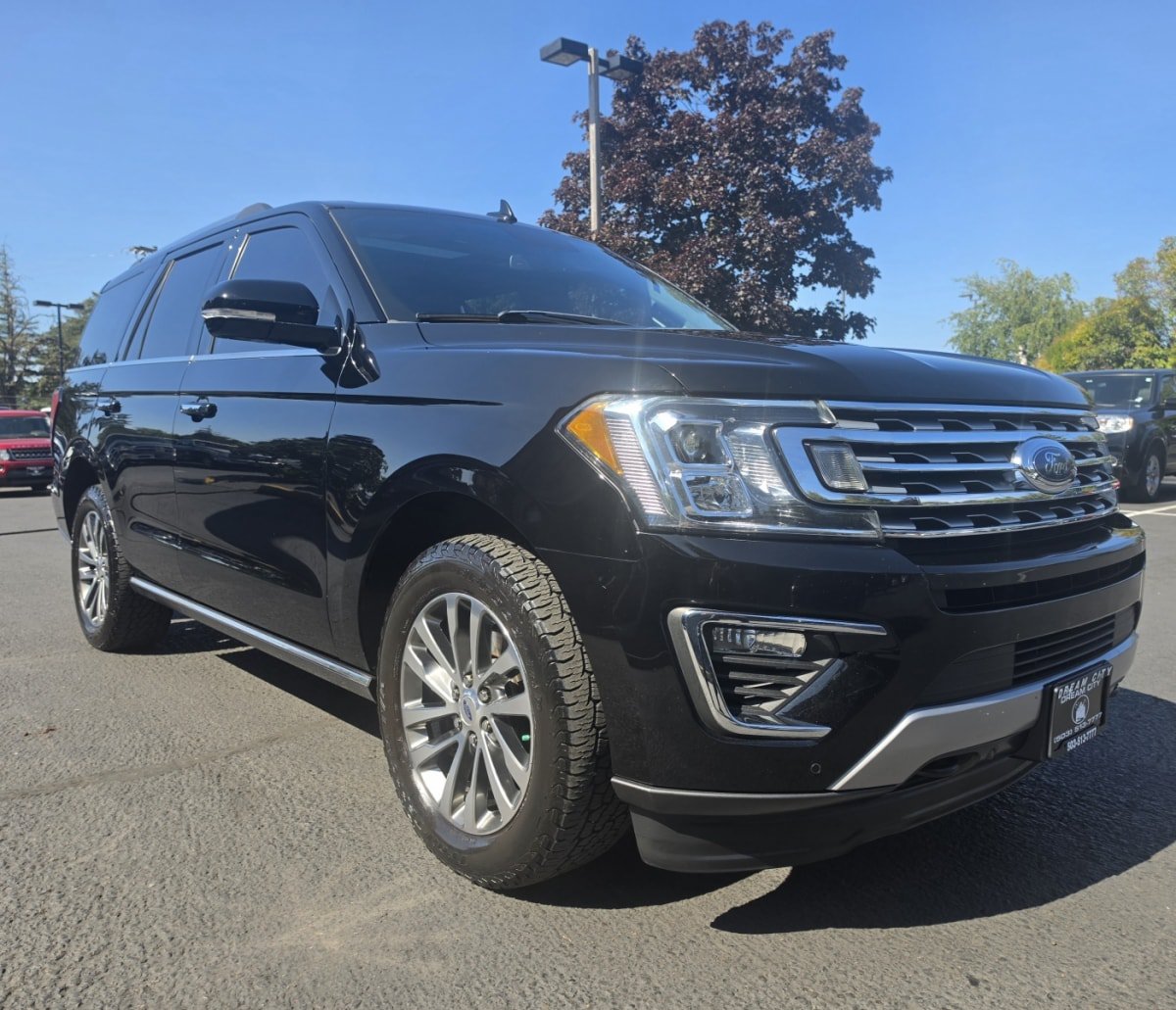 Used 2018 Ford Expedition Limited AWD/4WD image 2