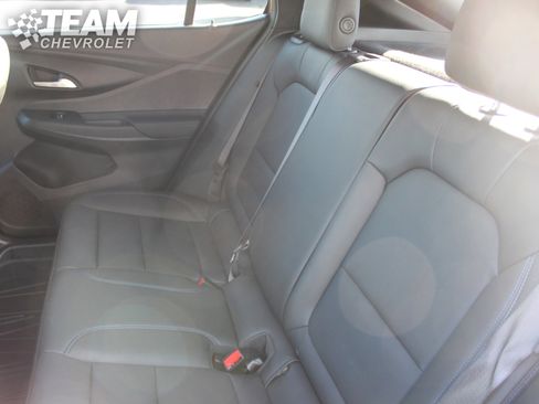 Certified 2025 Buick Envista Sport Touring w/ Convenience I Package image 21