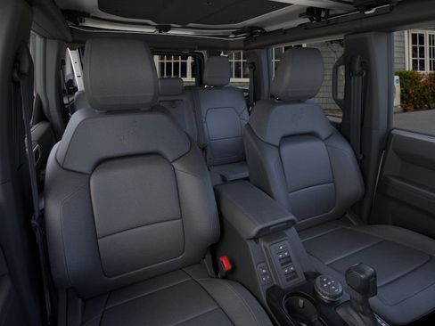 New 2026 Ford Bronco Badlands AWD/4WD image 10