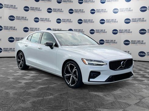 Used 2023 Volvo S60 B5 Plus w/ Climate Package AWD/4WD image 7
