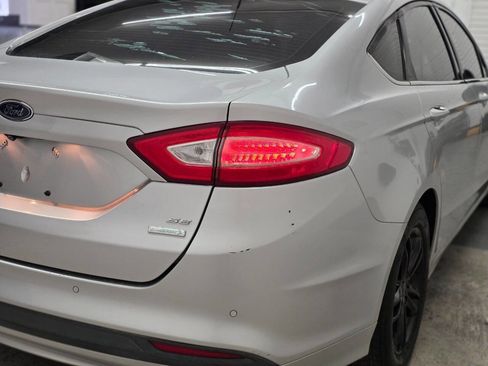 Used 2016 Ford Fusion SE image 13