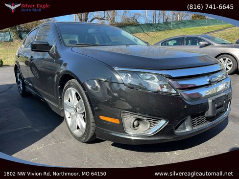 Used 2010 Ford Fusion Sport image 3