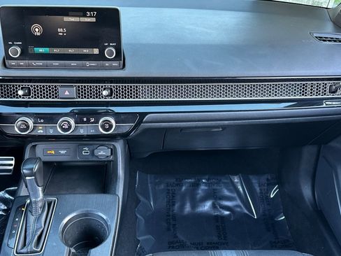 Certified 2022 Honda Civic Sport image 29