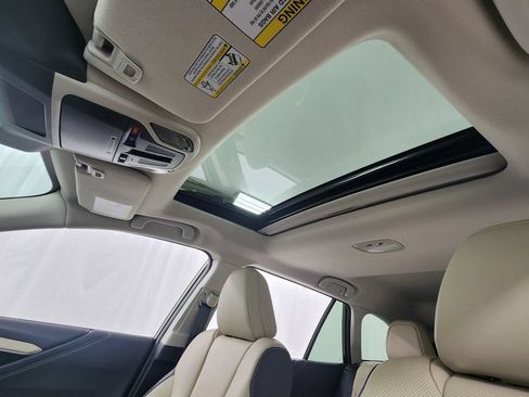 Certified 2024 Subaru Outback Limited AWD/4WD image 37
