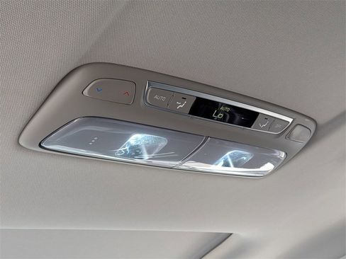 Certified 2022 Kia Telluride S image 28