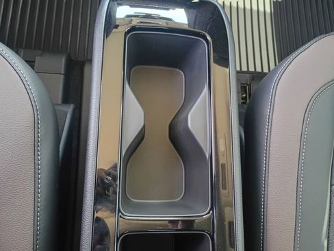 New 2026 Nissan Pathfinder Platinum image 35