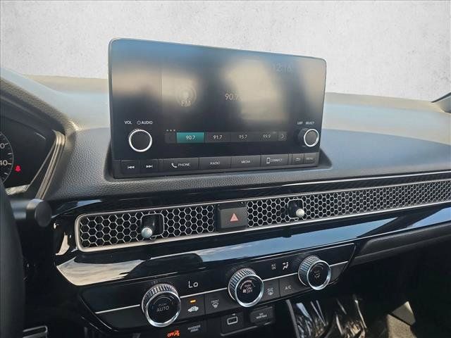 Used 2023 Honda Civic Sport image 12