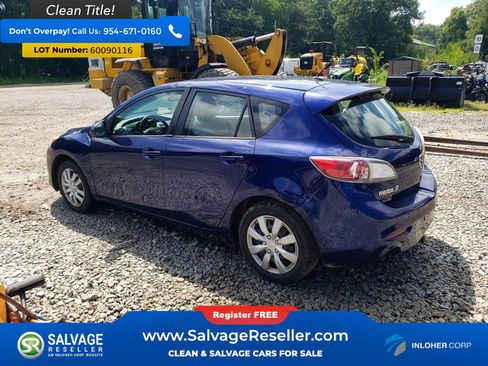 Used 2012 MAZDA MAZDA3 i Touring FWD image 3
