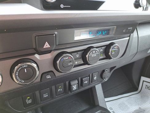 Certified 2023 Toyota Tacoma TRD Sport w/ Advanced Technology Package AWD/4WD image 18