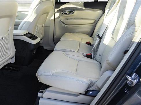 Used 2023 Volvo XC90 B6 Ultimate w/ Protection Package Premier image 25